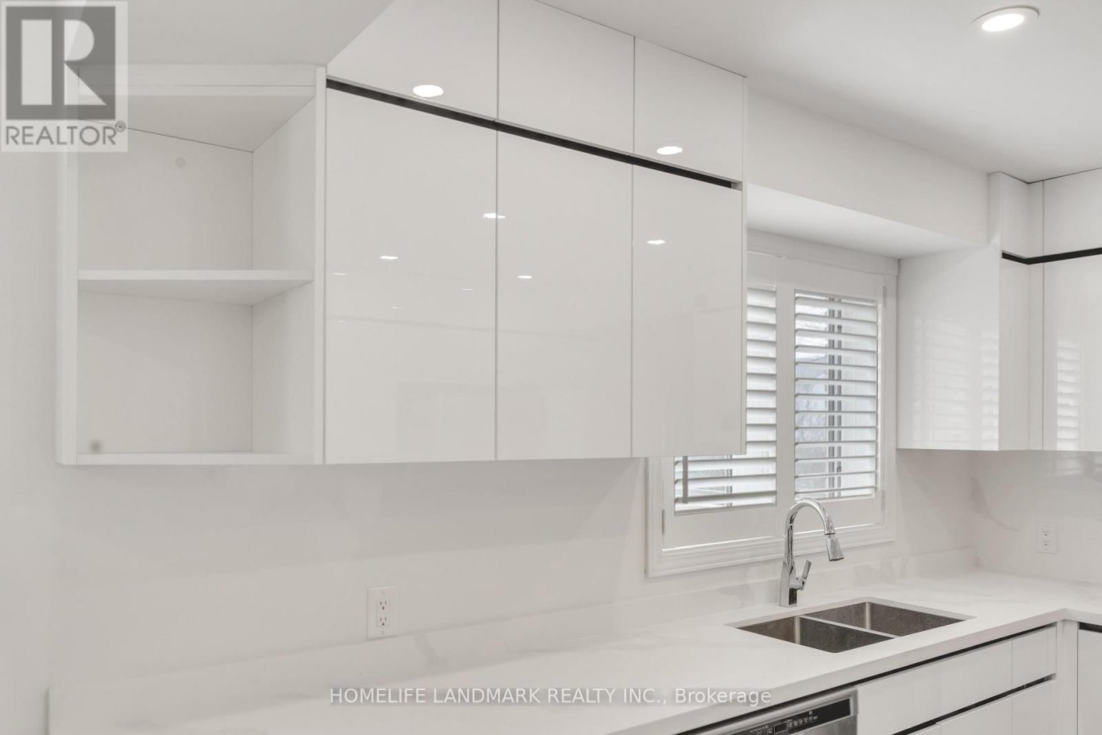 579 PARADISE CRESCENT Image 8