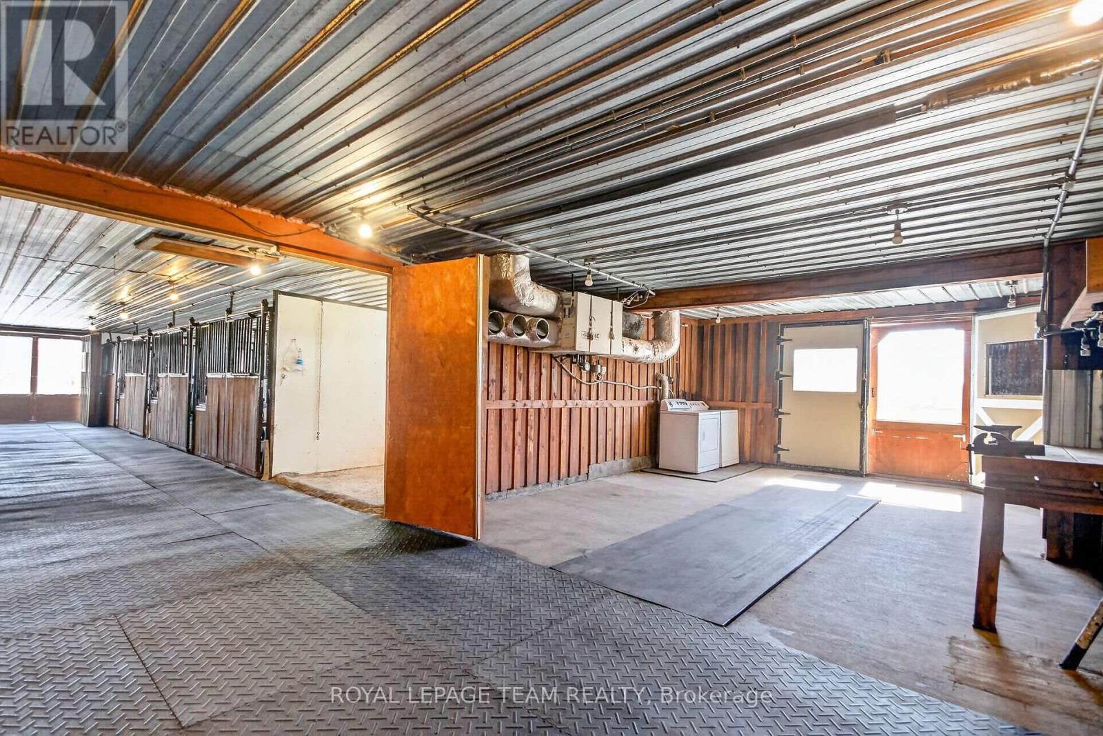 2867 STAGECOACH ROAD Image 41