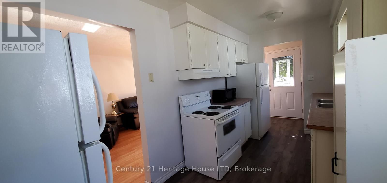 542 FIRST AVENUE NORTH Image 6