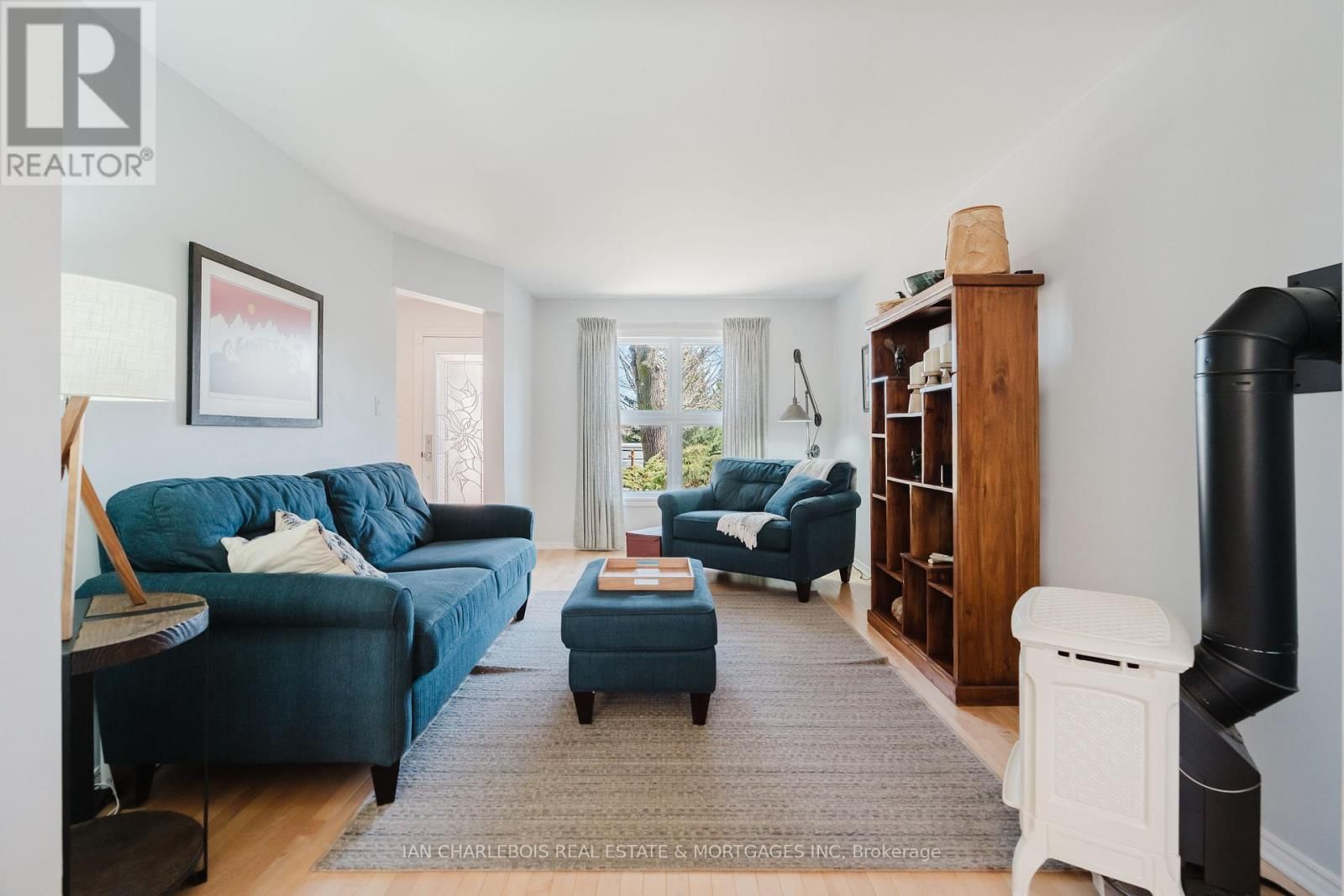 583 APOLLO WAY Image 11