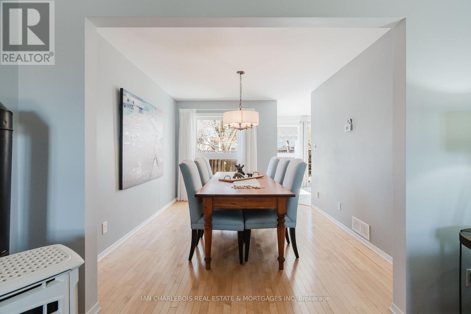 583 APOLLO WAY Image 12