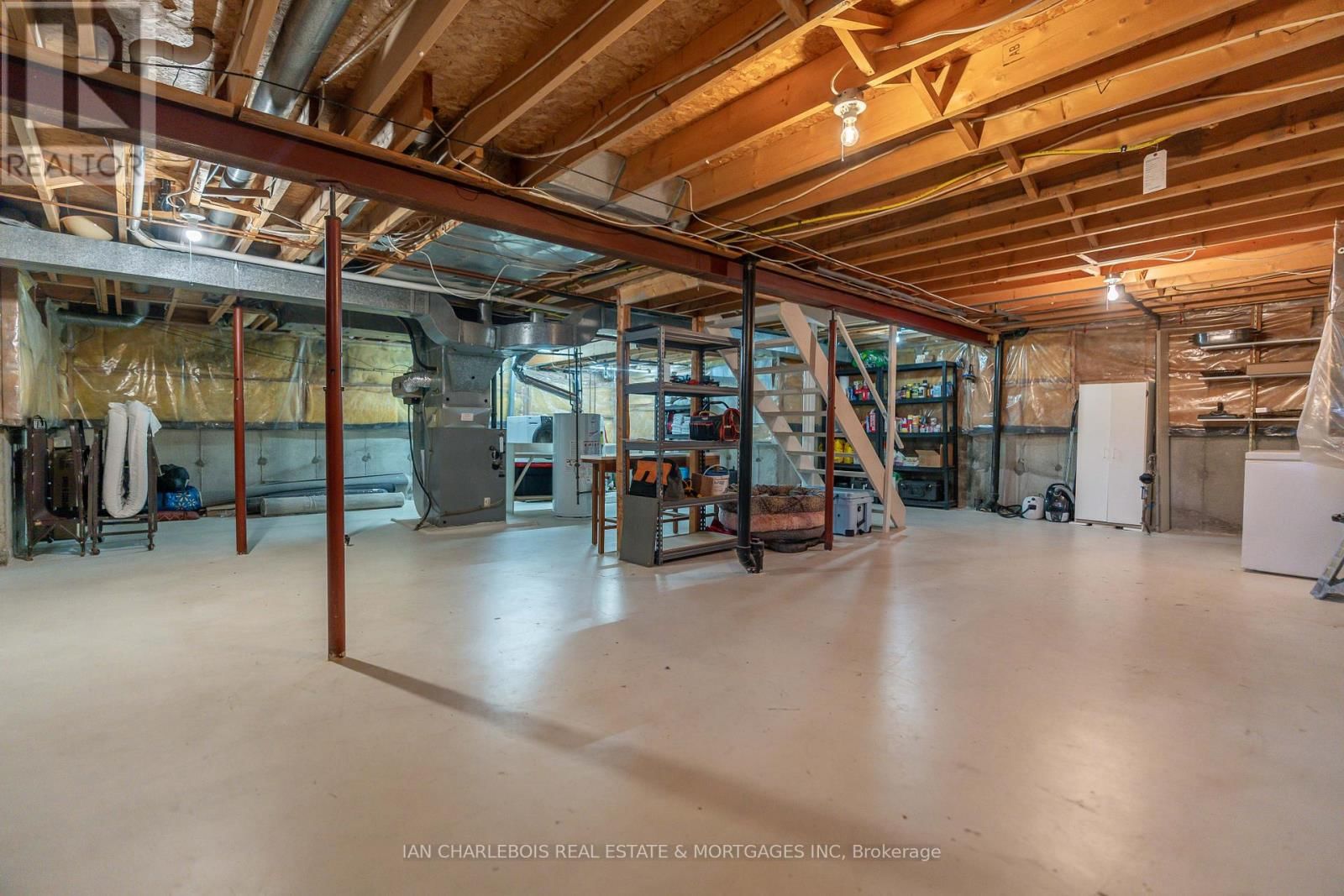 583 APOLLO WAY Image 37