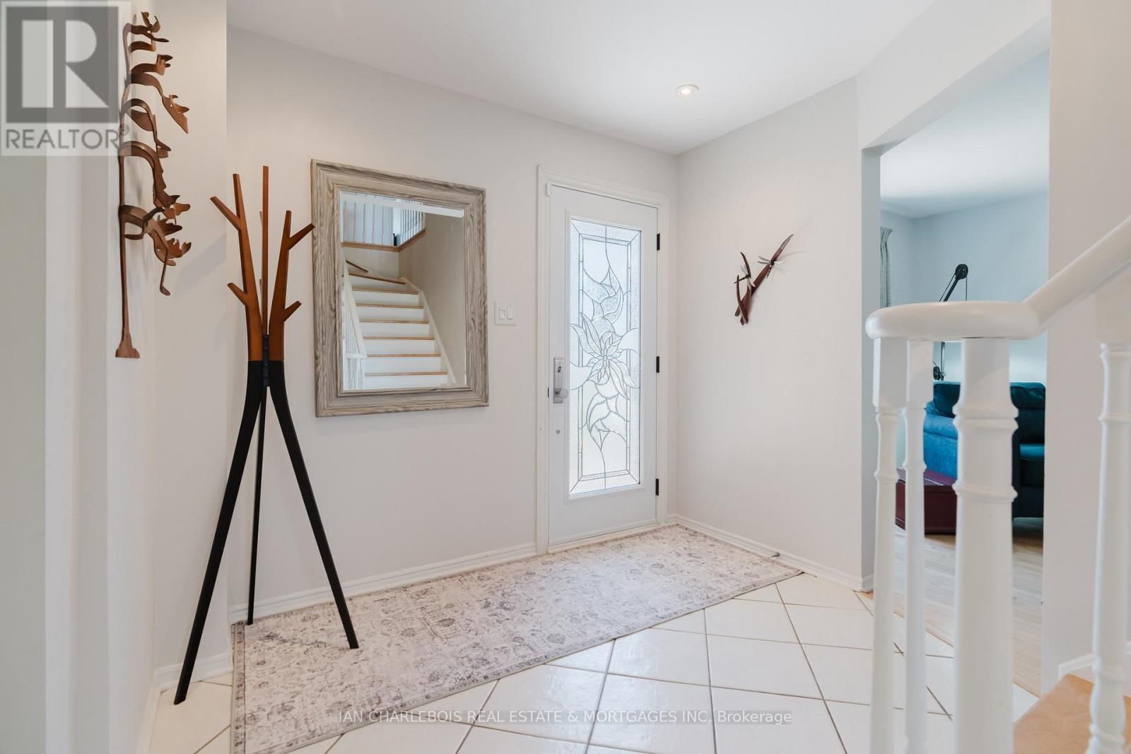 583 APOLLO WAY Image 5