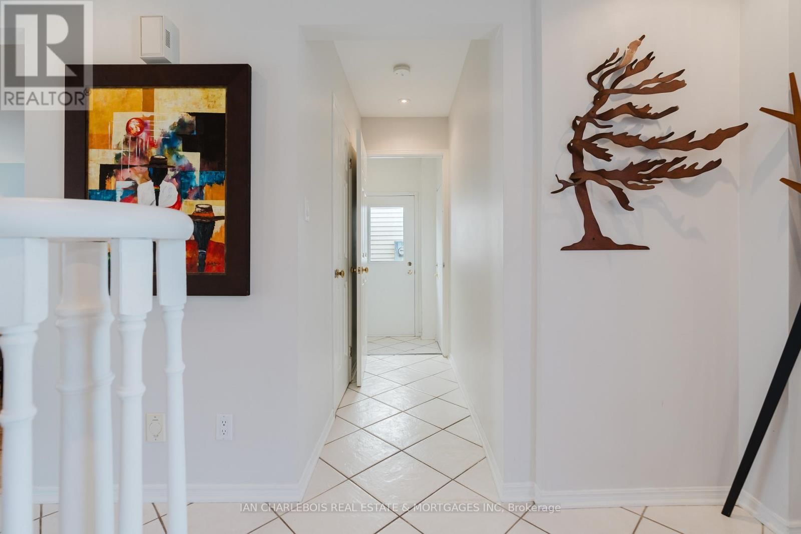 583 APOLLO WAY Image 6