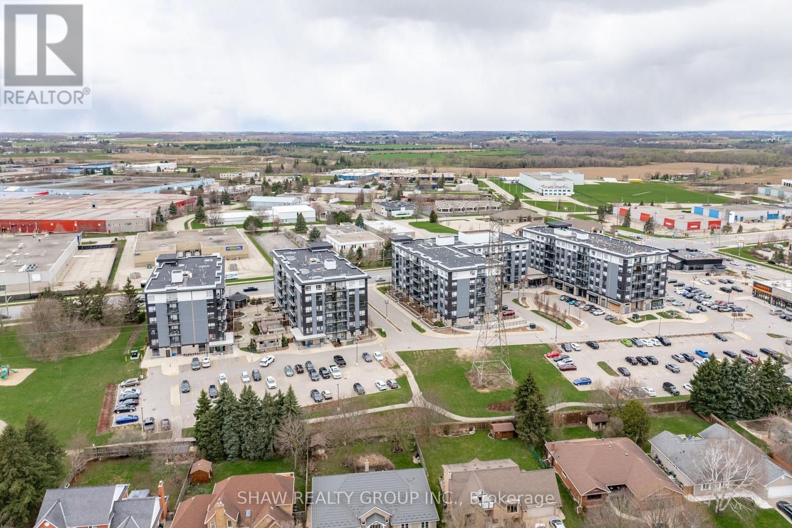 601 - 247 NORTHFIELD DRIVE Image 6