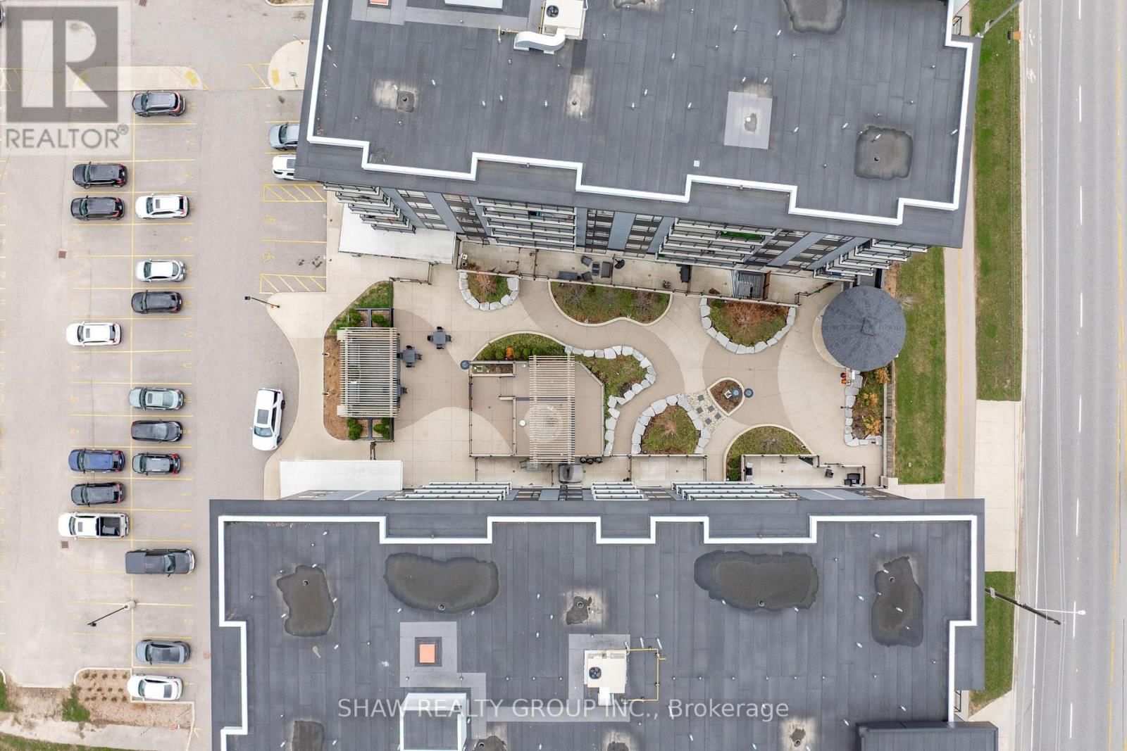 601 - 247 NORTHFIELD DRIVE Image 8