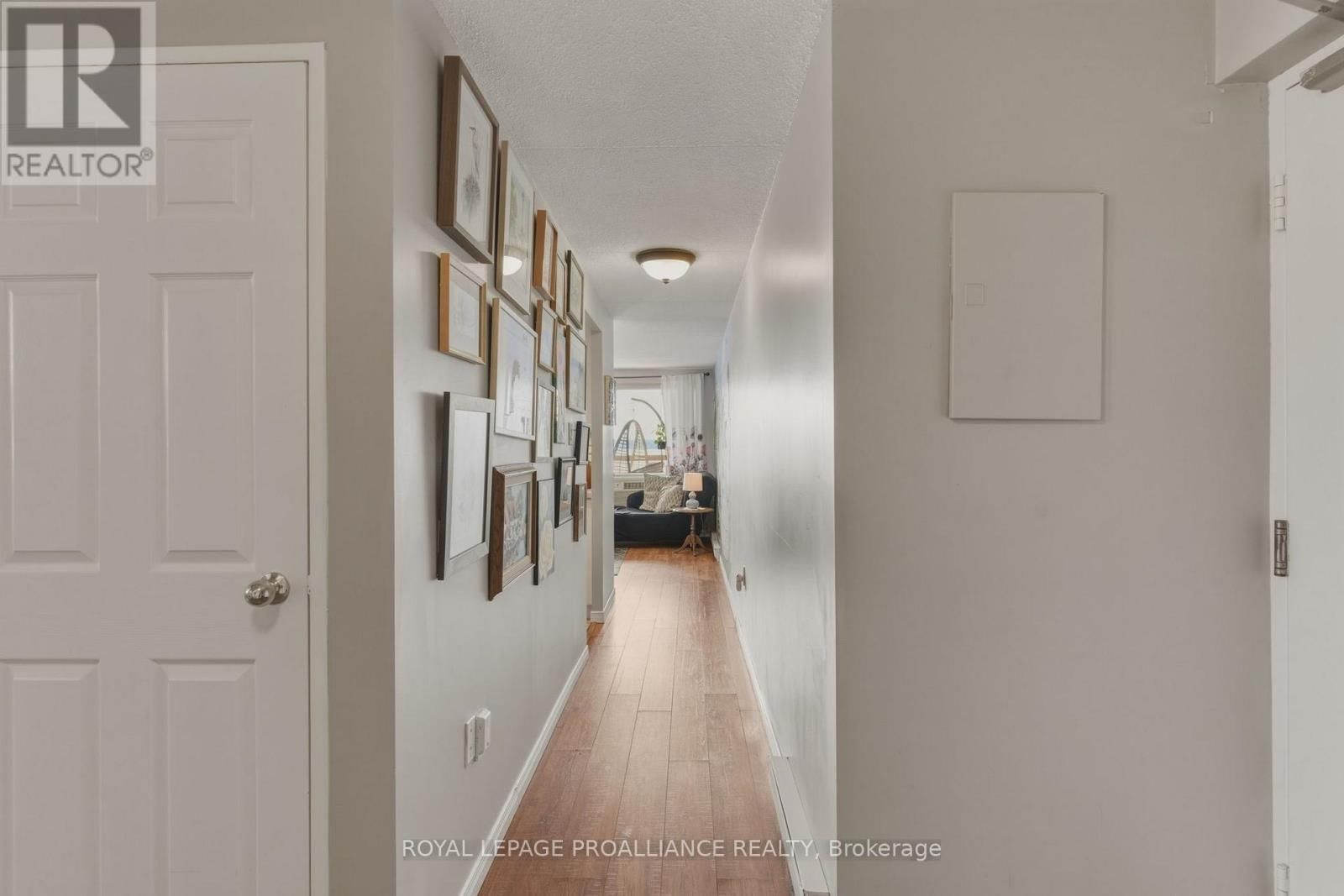 410 - 3 APPLE STREET Image 12