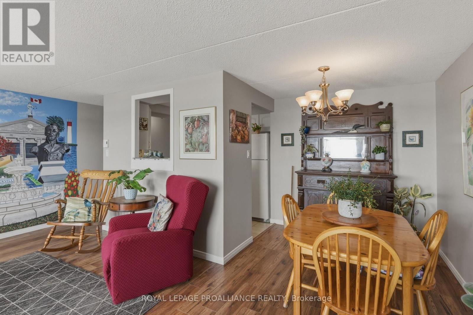 410 - 3 APPLE STREET Image 22