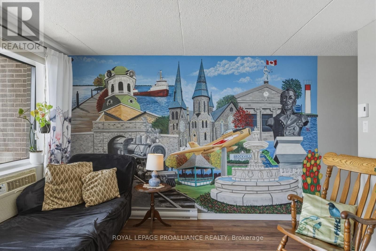 410 - 3 APPLE STREET Image 26