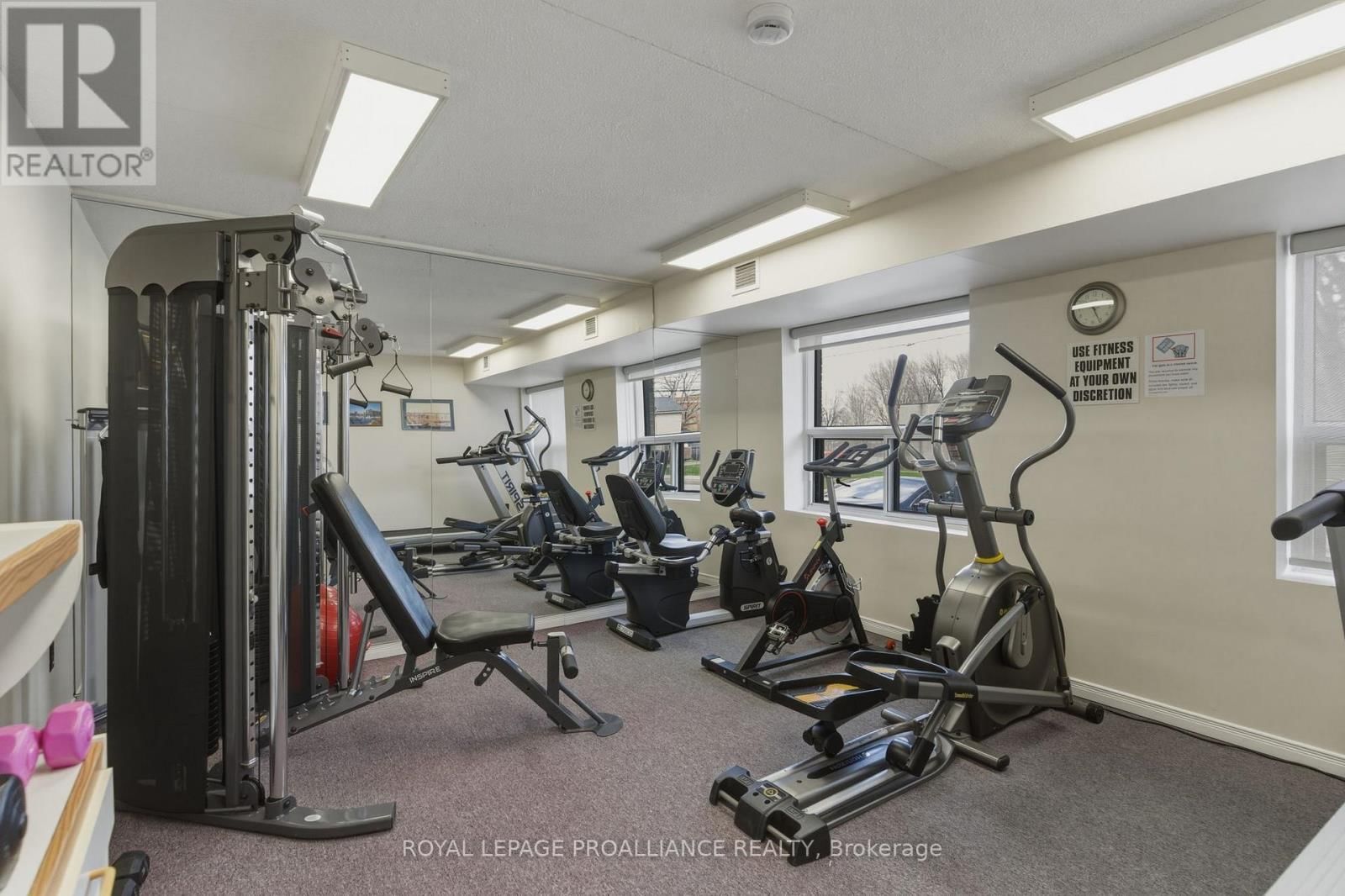 410 - 3 APPLE STREET Image 42