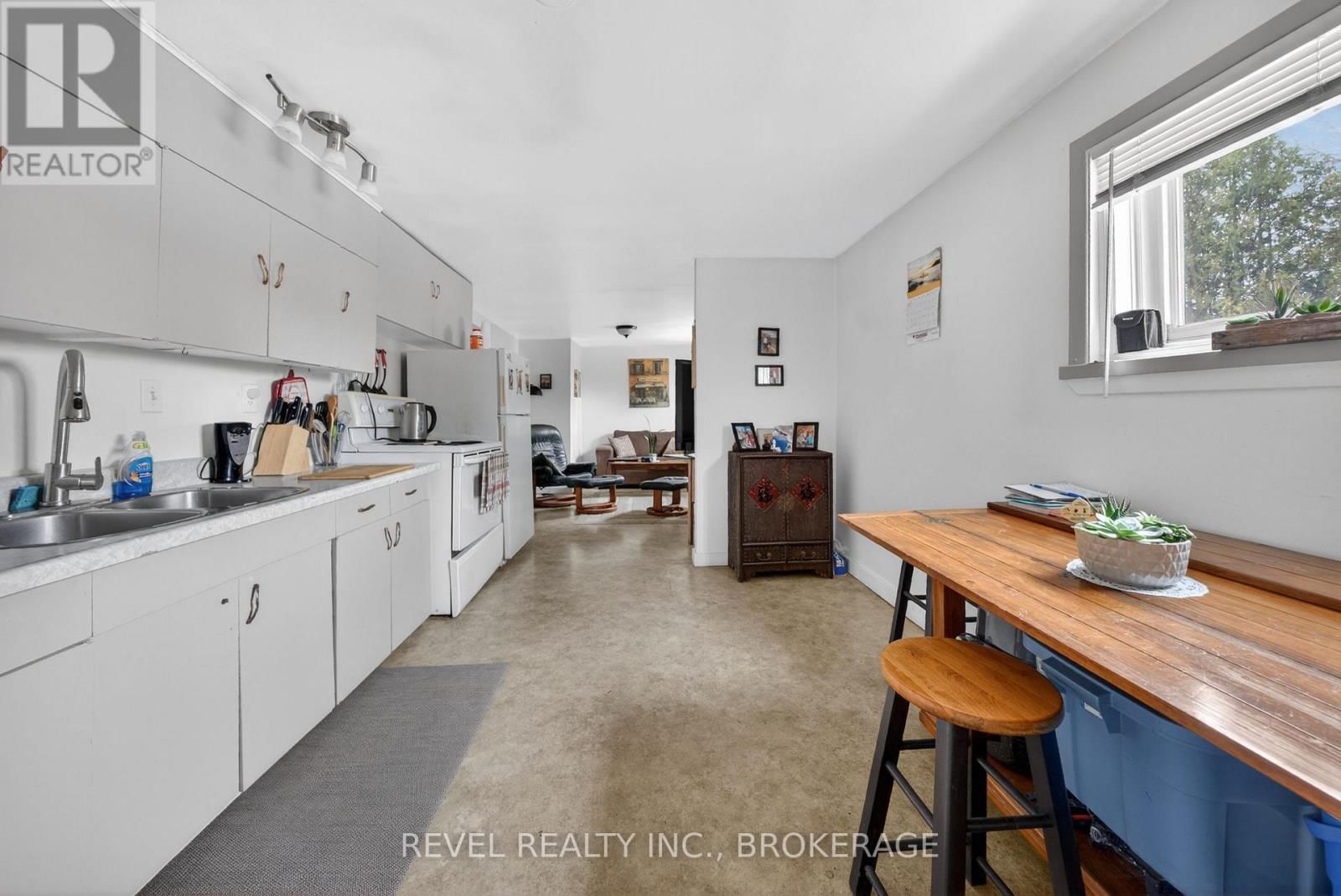 6688 HIGHWAY 38 Image 36