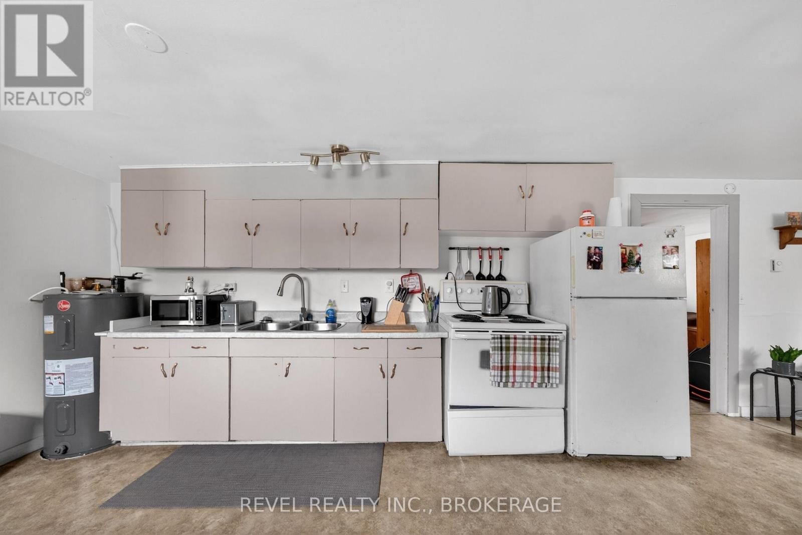 6688 HIGHWAY 38 Image 37