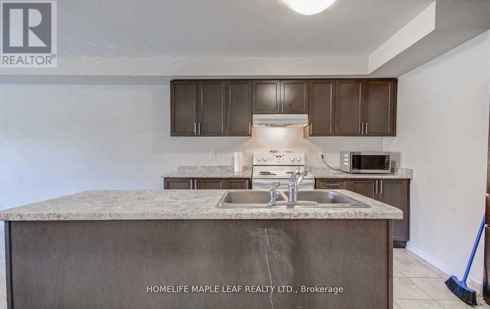 68 - 582 LINDEN DRIVE Image 10