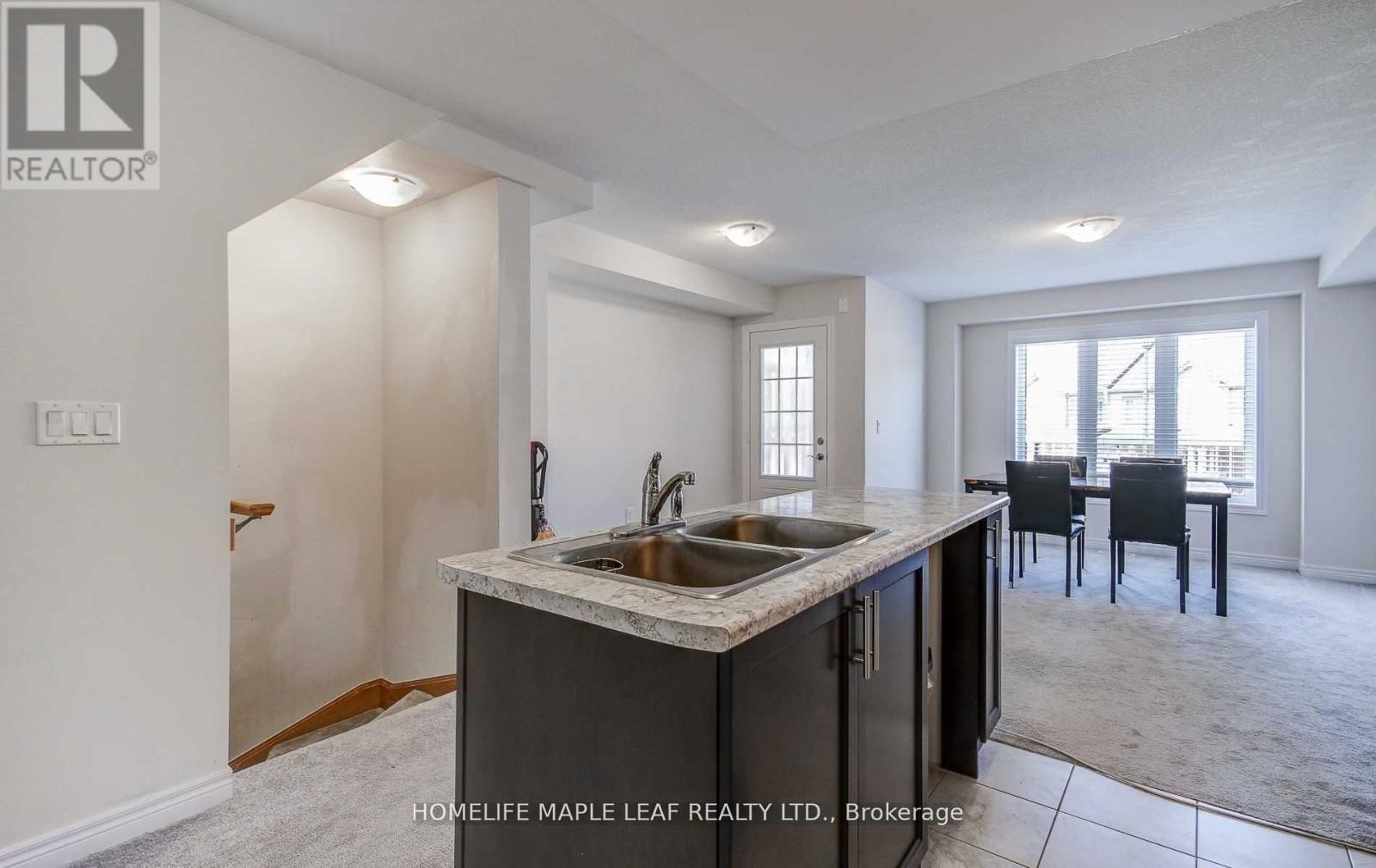 68 - 582 LINDEN DRIVE Image 12