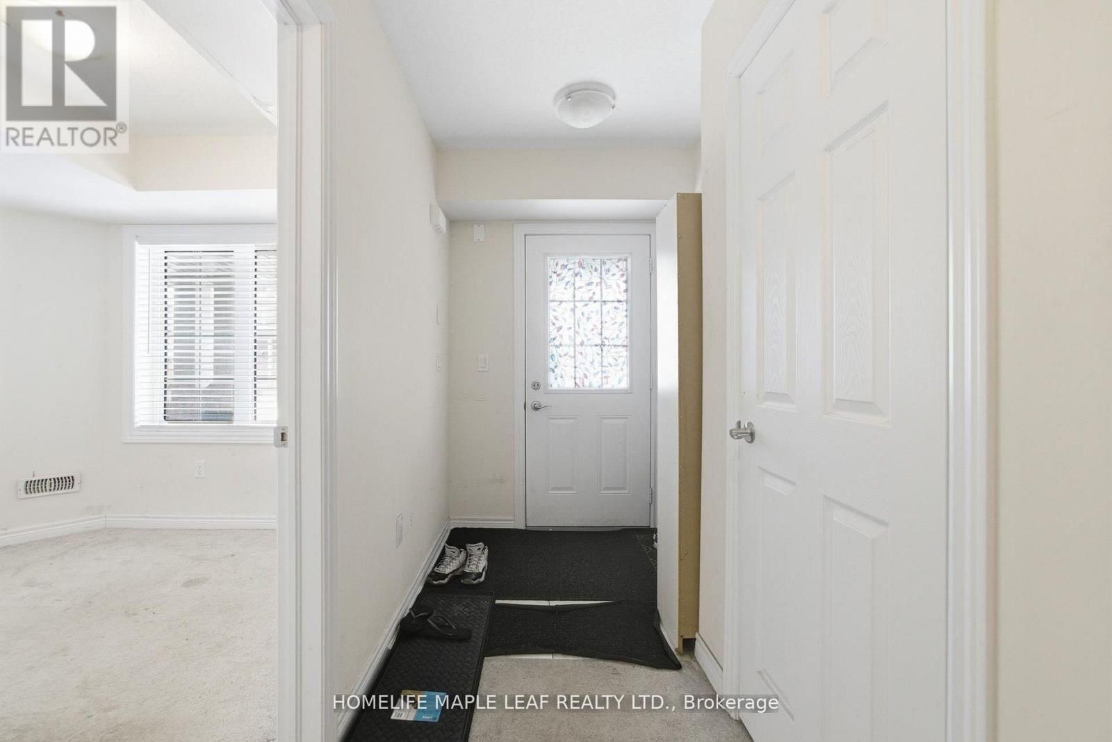 68 - 582 LINDEN DRIVE Image 5