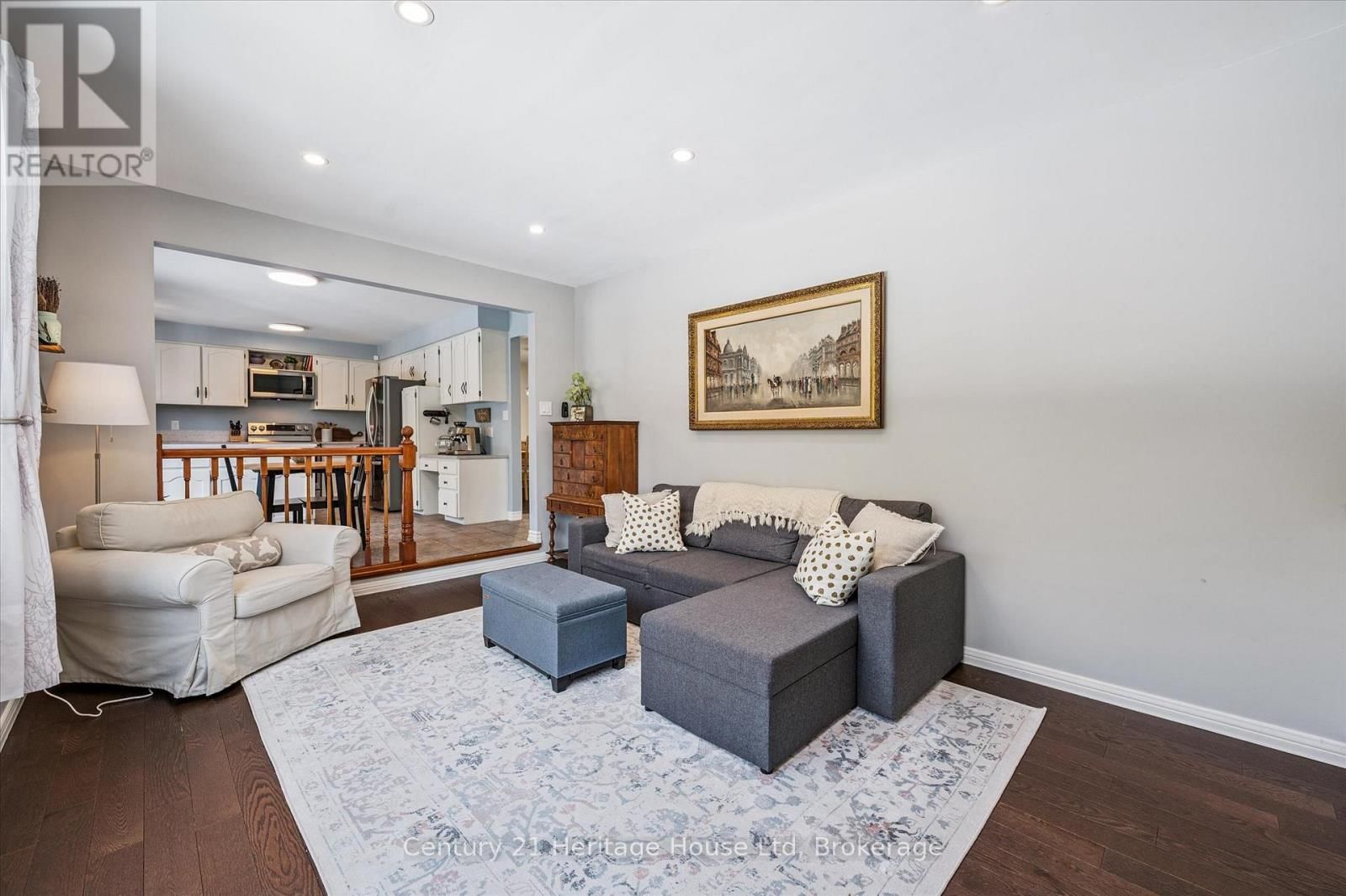 117 WOODBOROUGH ROAD Image 13