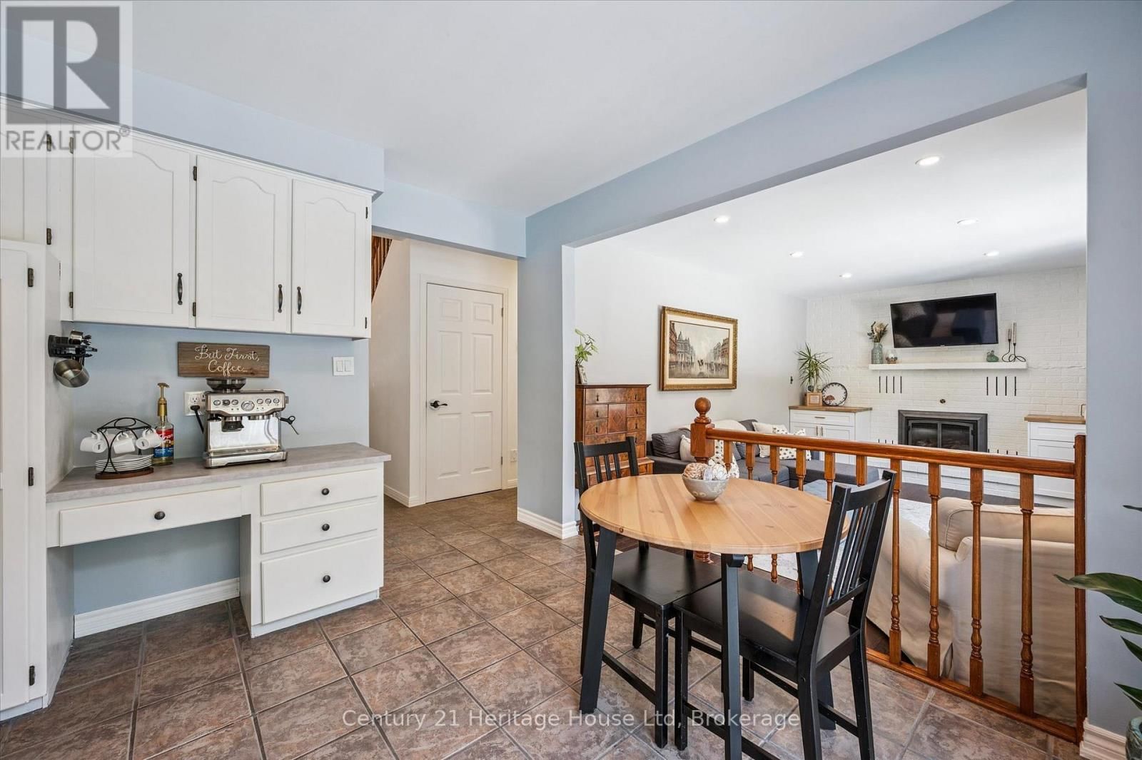 117 WOODBOROUGH ROAD Image 18