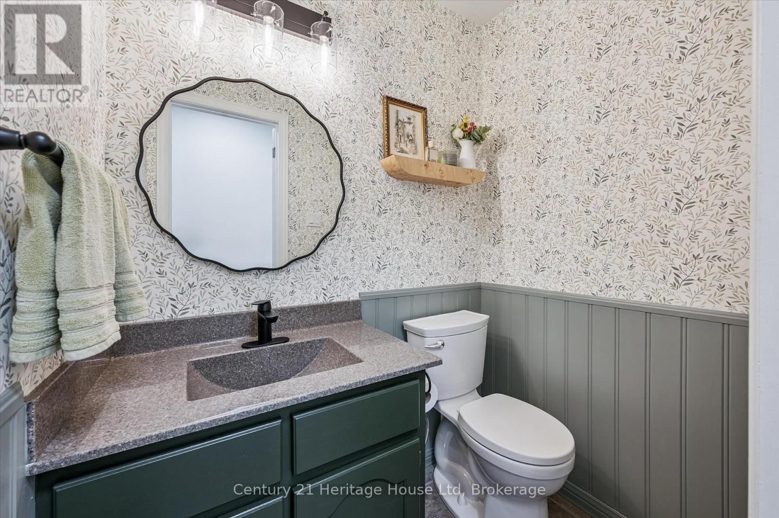 117 WOODBOROUGH ROAD Image 19