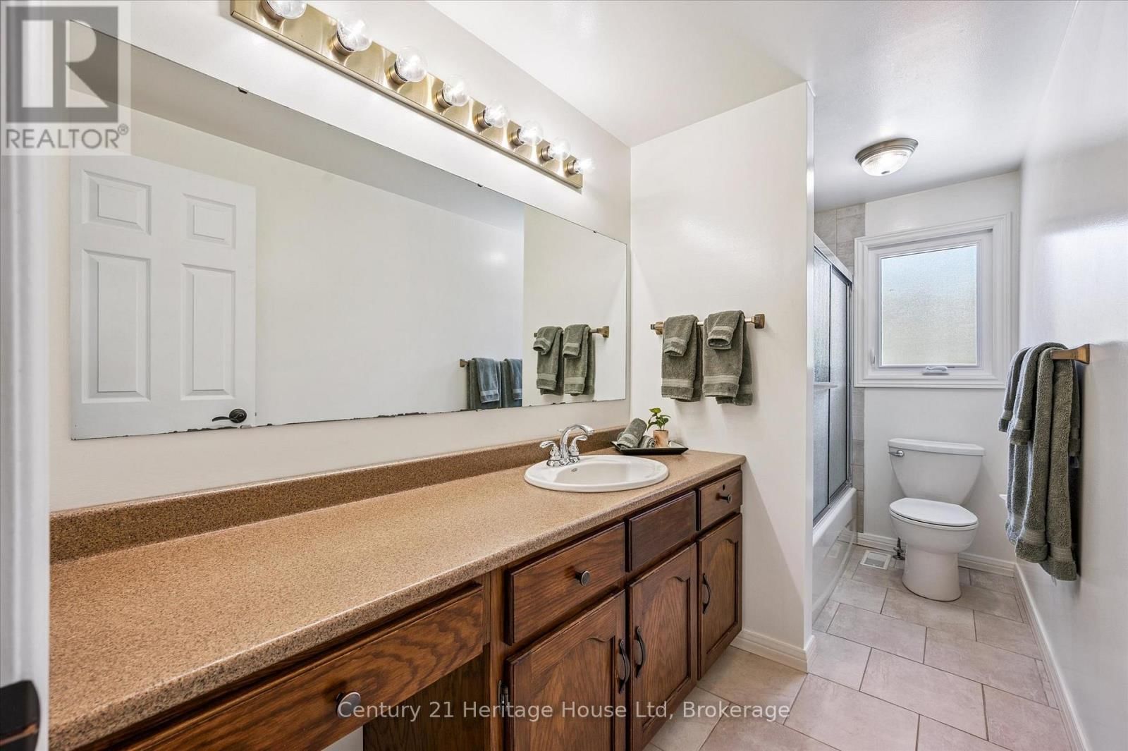 117 WOODBOROUGH ROAD Image 29