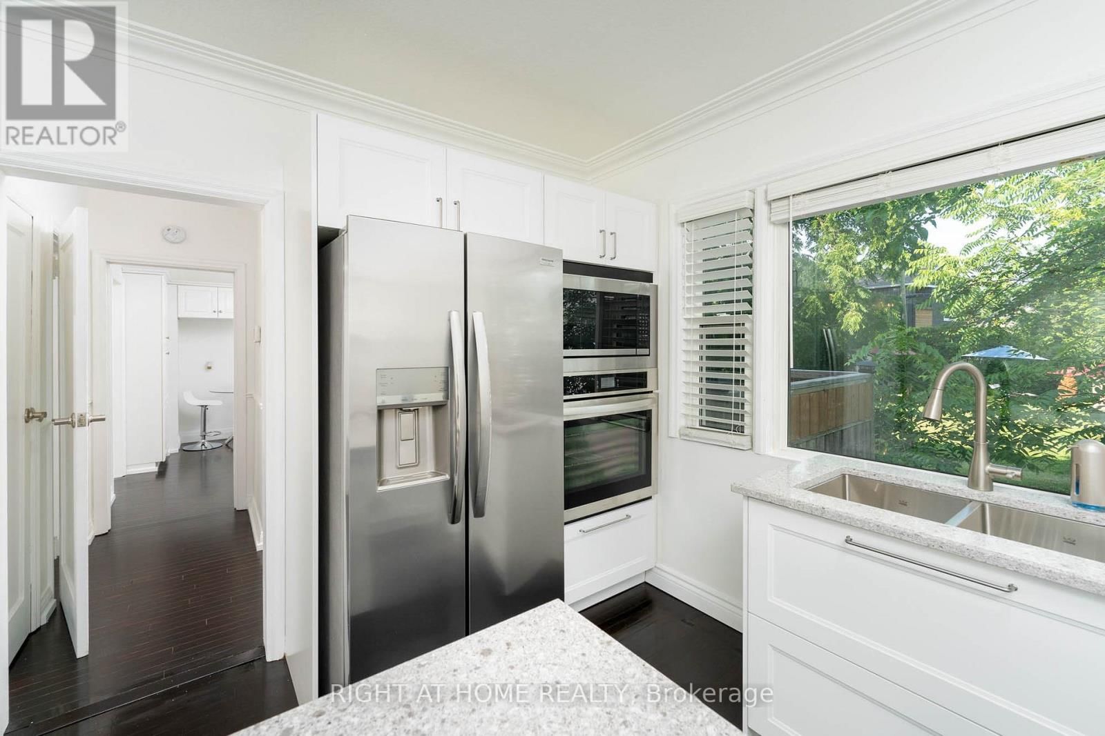 105 GLENRIDGE AVENUE Image 10