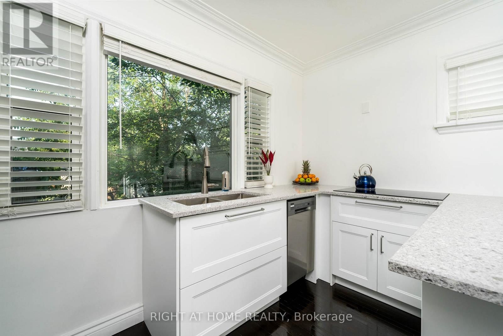 105 GLENRIDGE AVENUE Image 13