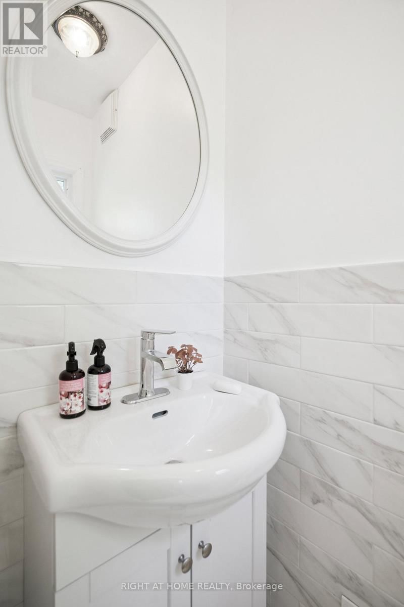 105 GLENRIDGE AVENUE Image 37