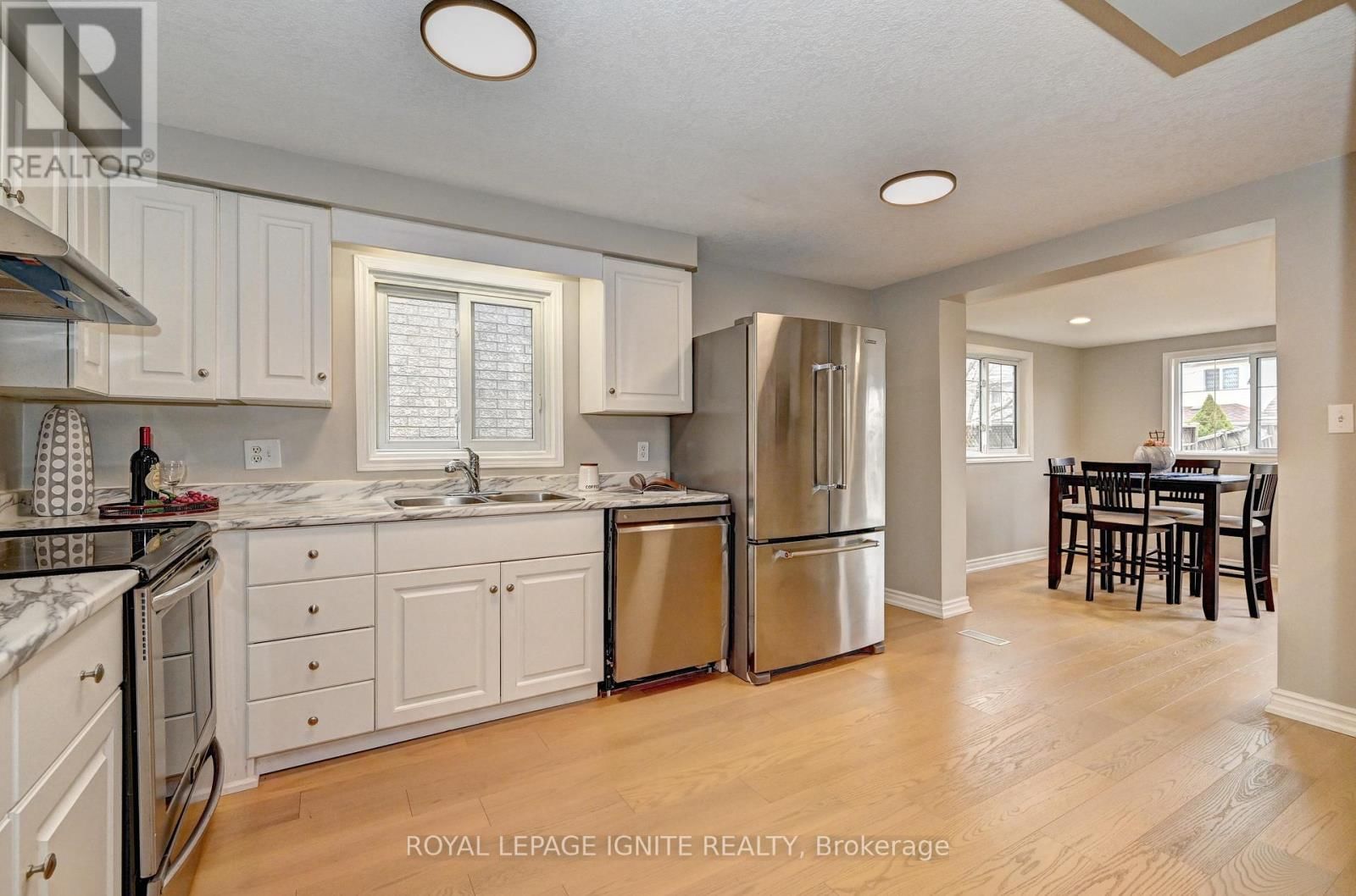 30 BRIDLEWREATH STREET Image 18