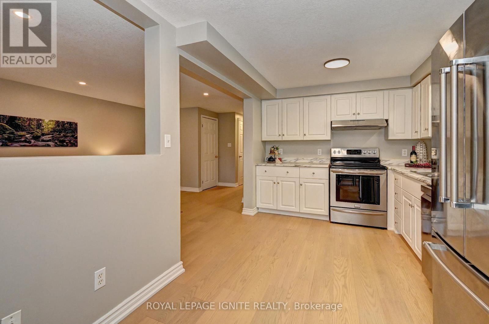 30 BRIDLEWREATH STREET Image 22