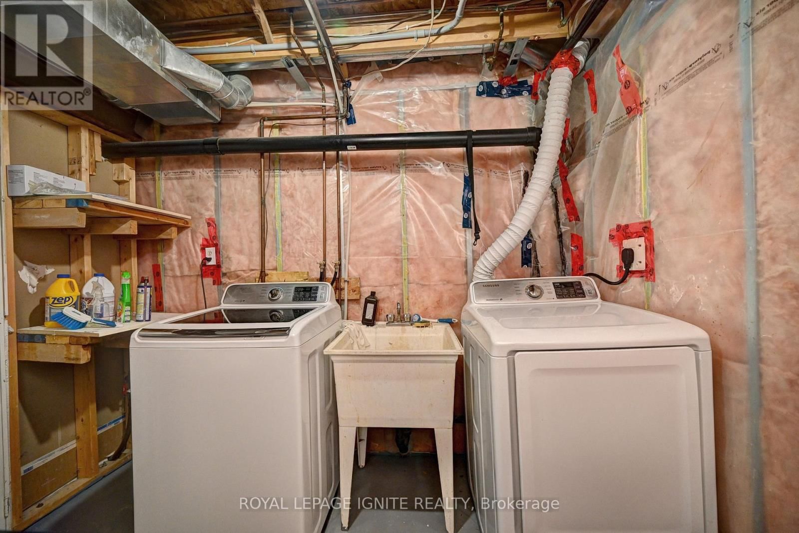 30 BRIDLEWREATH STREET Image 23