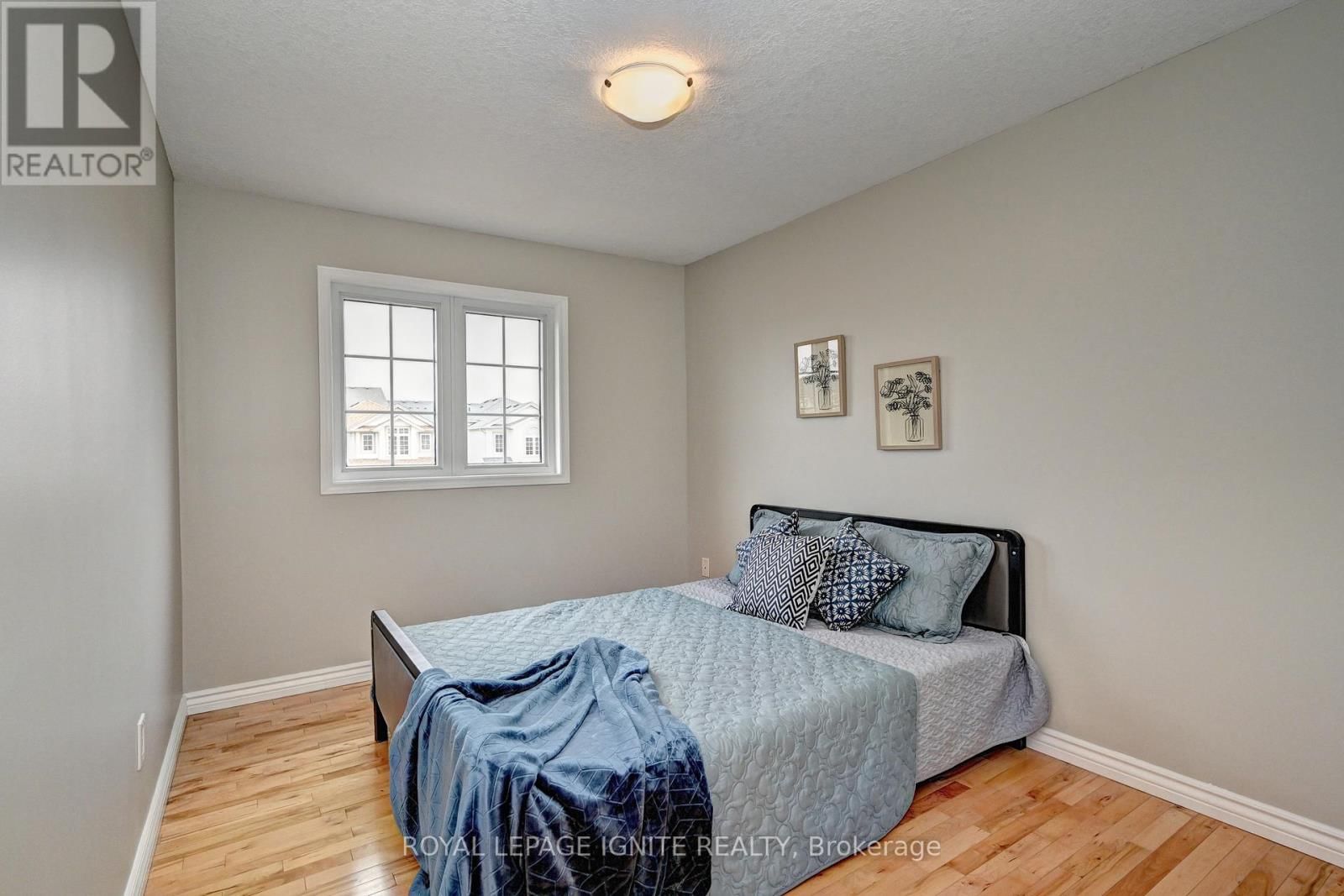 30 BRIDLEWREATH STREET Image 37