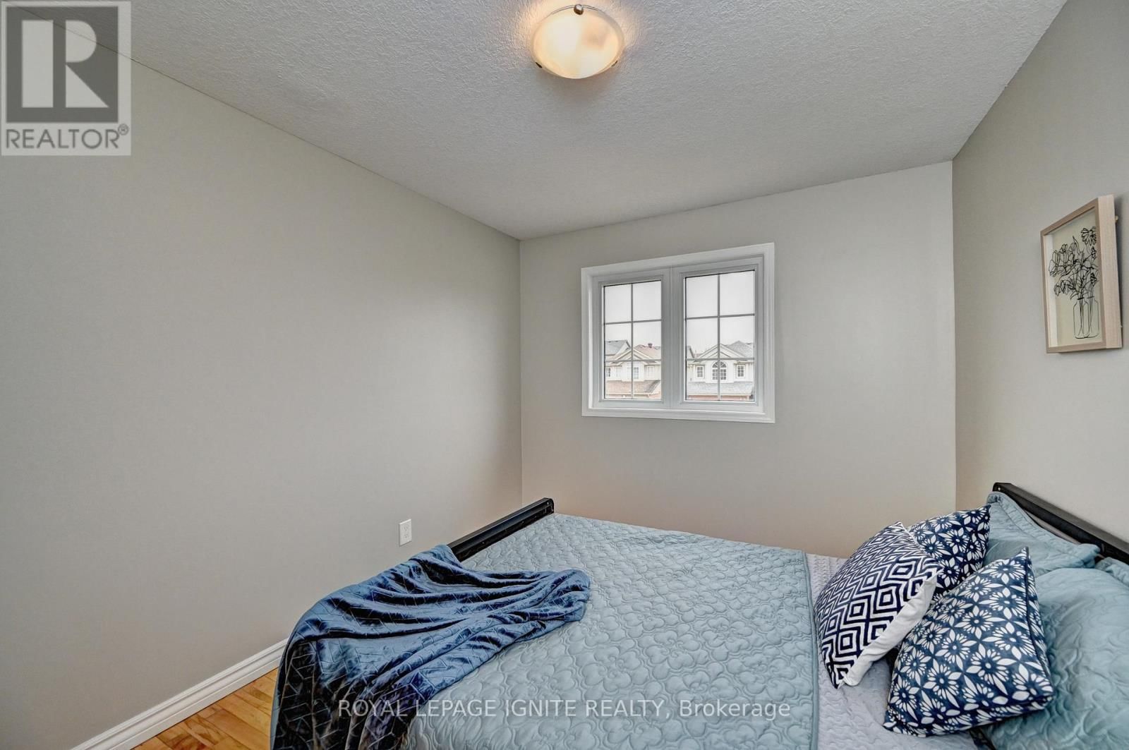 30 BRIDLEWREATH STREET Image 38