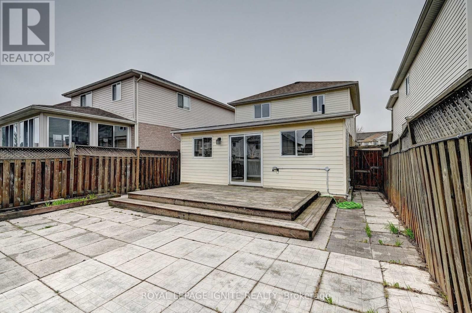 30 BRIDLEWREATH STREET Image 47