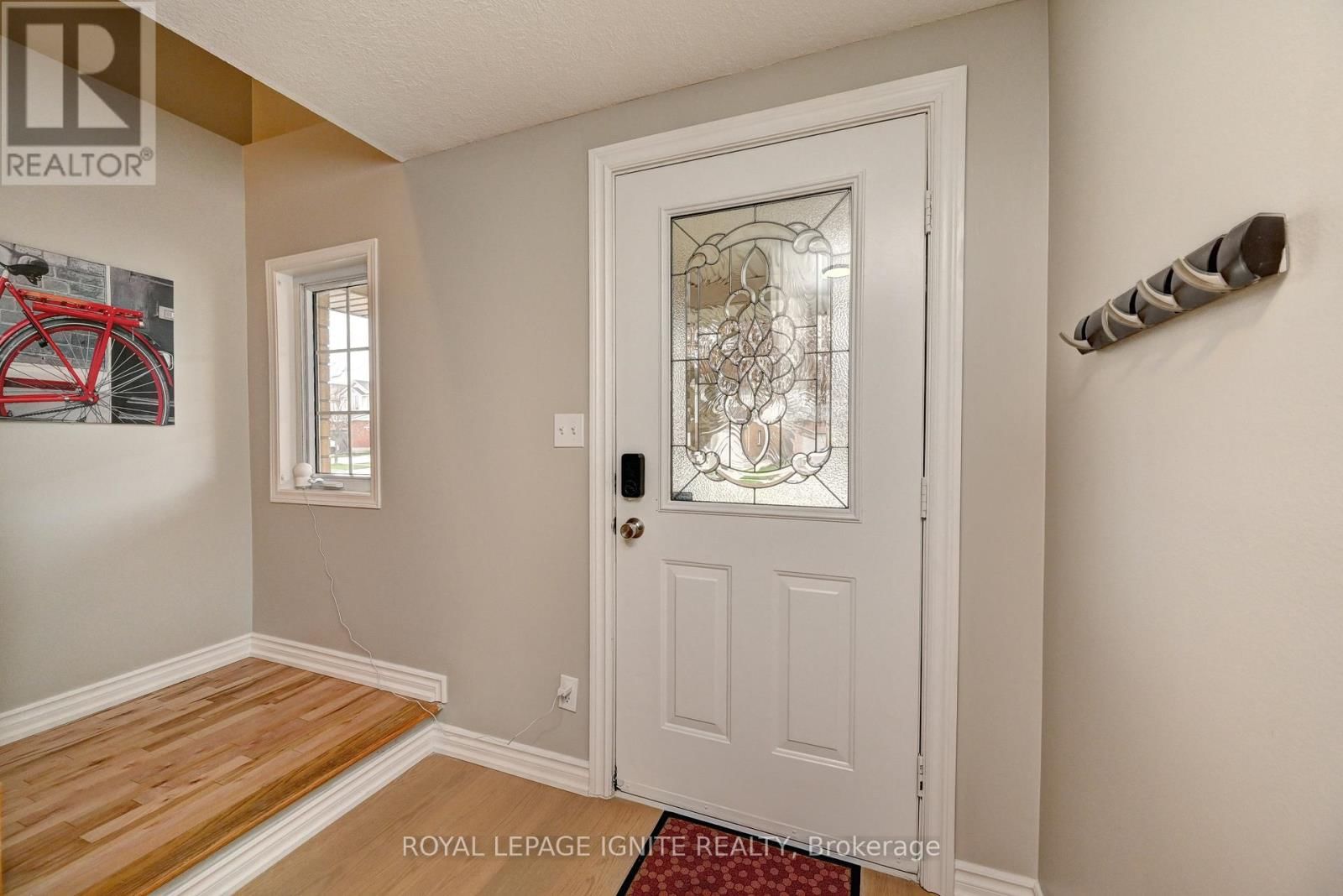 30 BRIDLEWREATH STREET Image 6