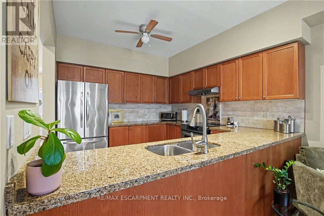 44 - 81 VALRIDGE DRIVE Image 10