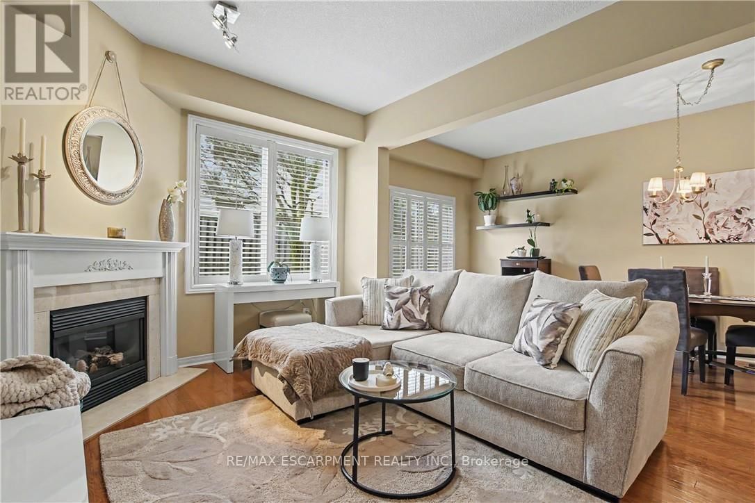 44 - 81 VALRIDGE DRIVE Image 14