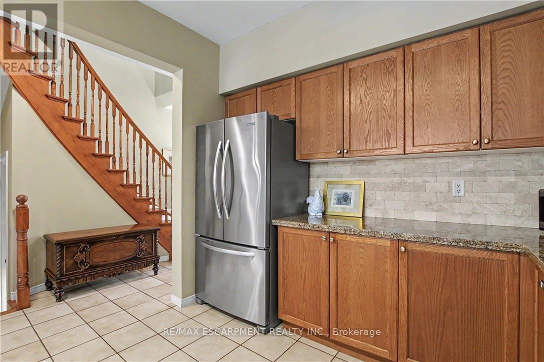 44 - 81 VALRIDGE DRIVE Image 9