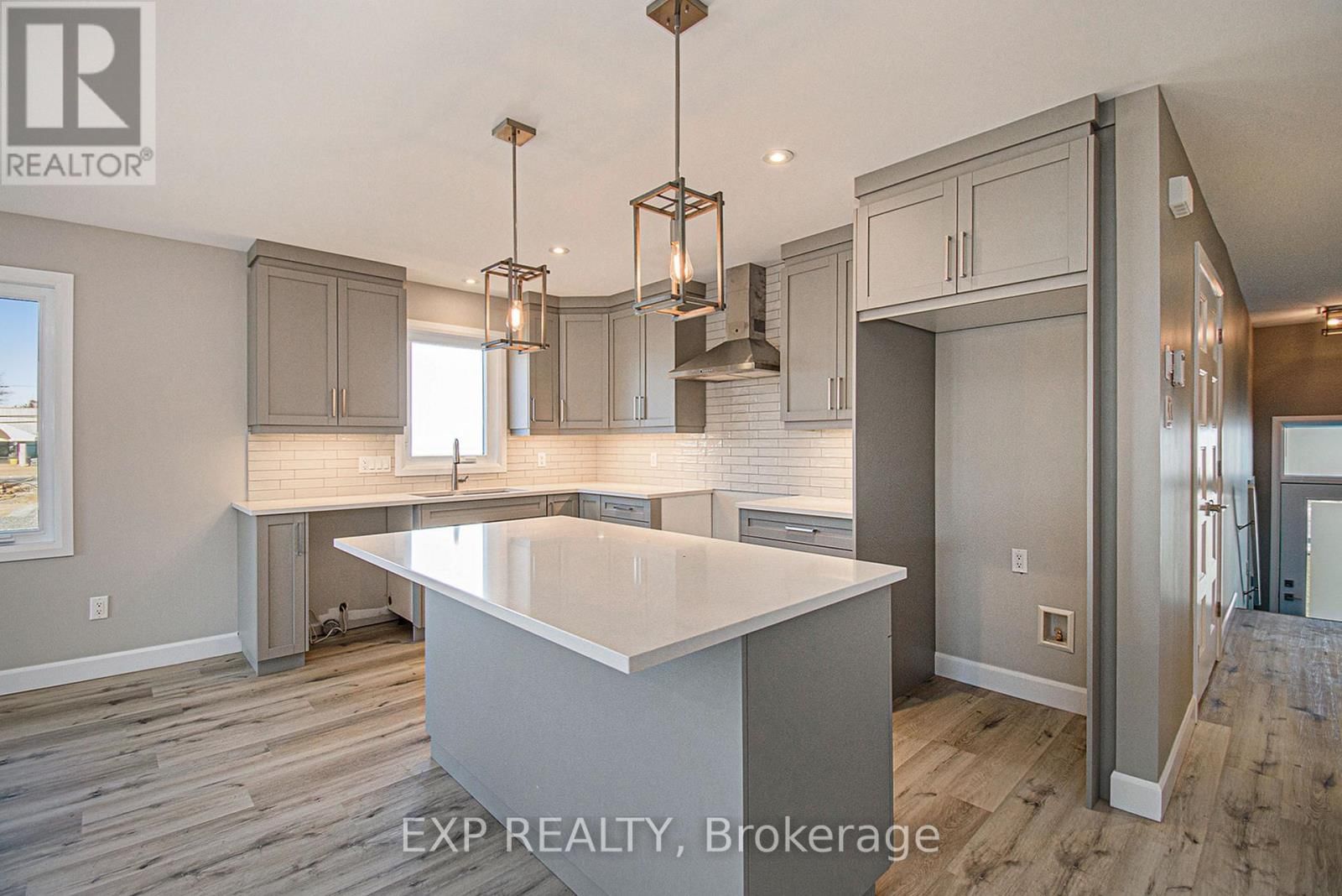 1206 STE MARIE ROAD Image 9