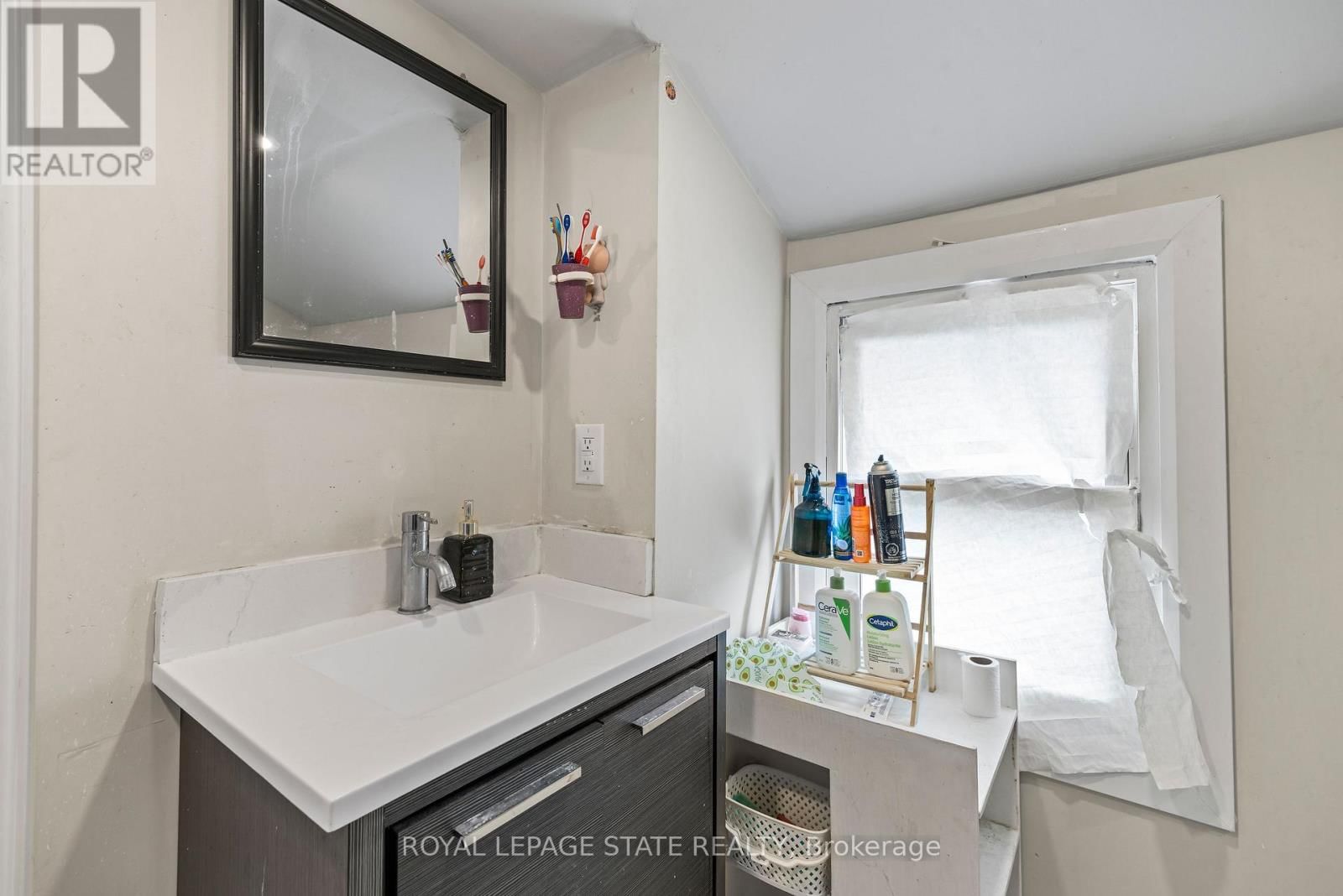 313 GILMORE ROAD Image 14