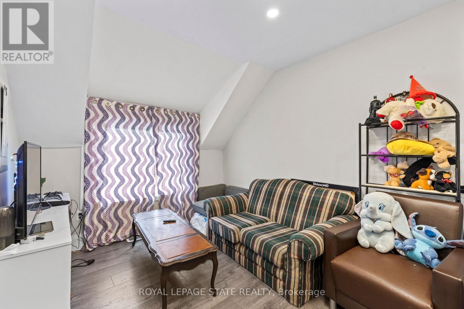 313 GILMORE ROAD Image 8