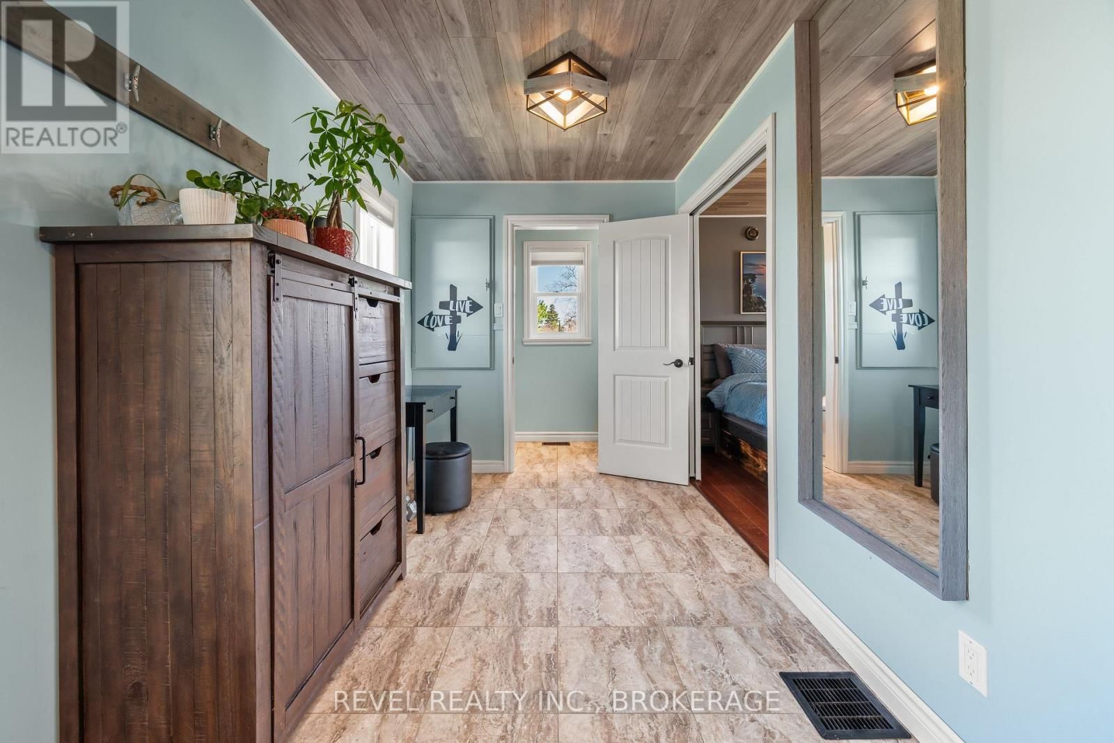 6349 COUNTY RD 9 Image 29