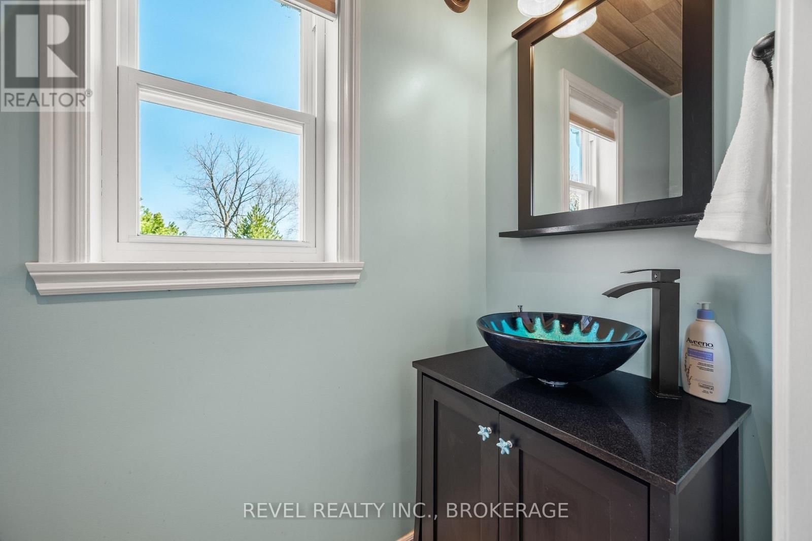 6349 COUNTY RD 9 Image 30