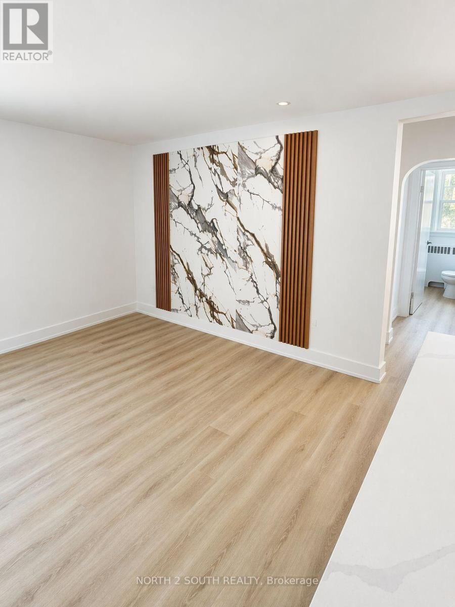 9 - 1024 KING STREET EAST Image 10