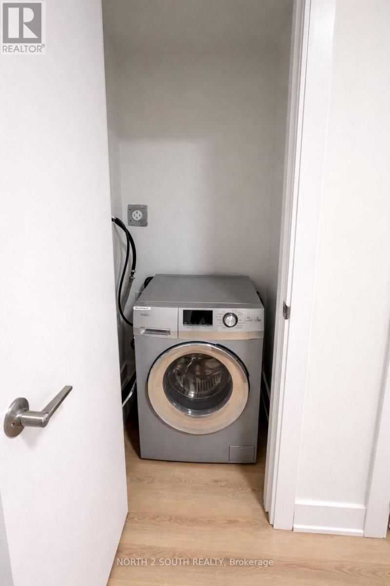 9 - 1024 KING STREET EAST Image 9