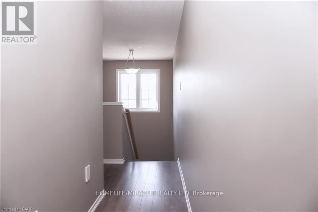 40 MADELEINE STREET Image 13