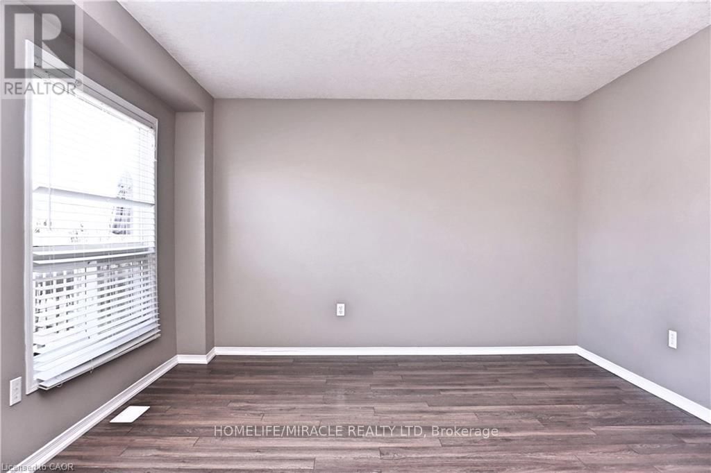 40 MADELEINE STREET Image 7