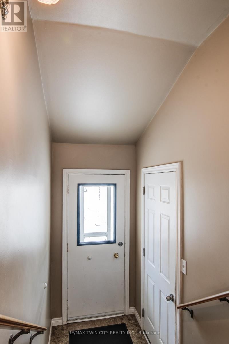 59 WASHINGTON STREET EAST Image 20