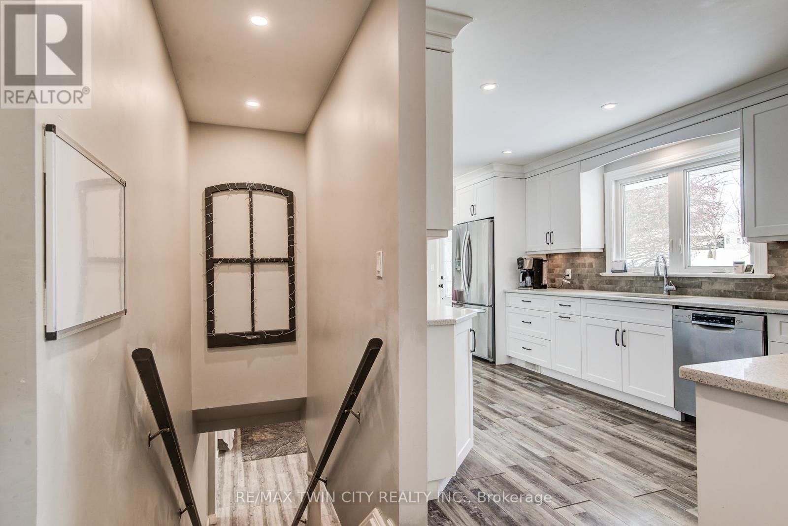 59 WASHINGTON STREET EAST Image 21