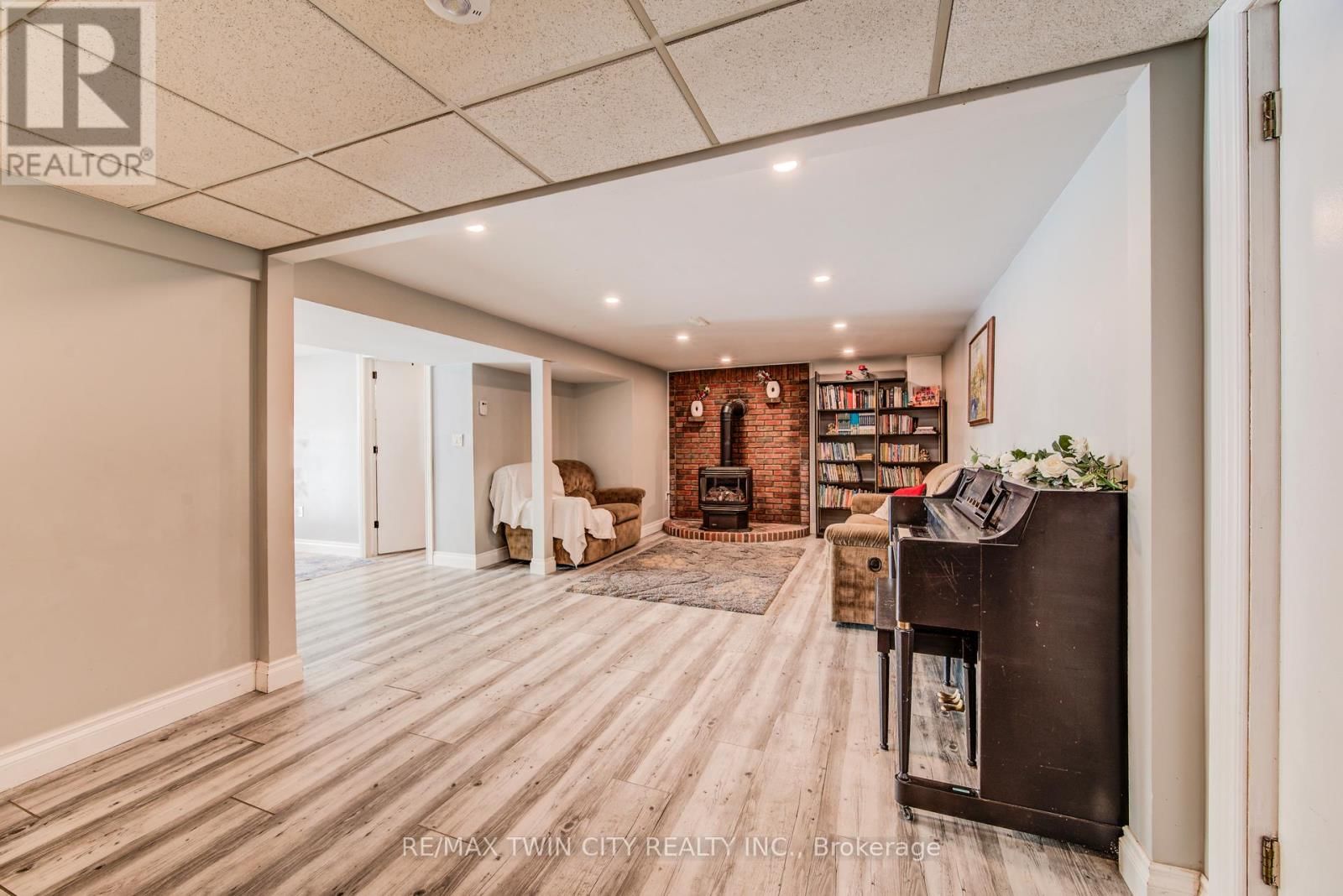 59 WASHINGTON STREET EAST Image 24