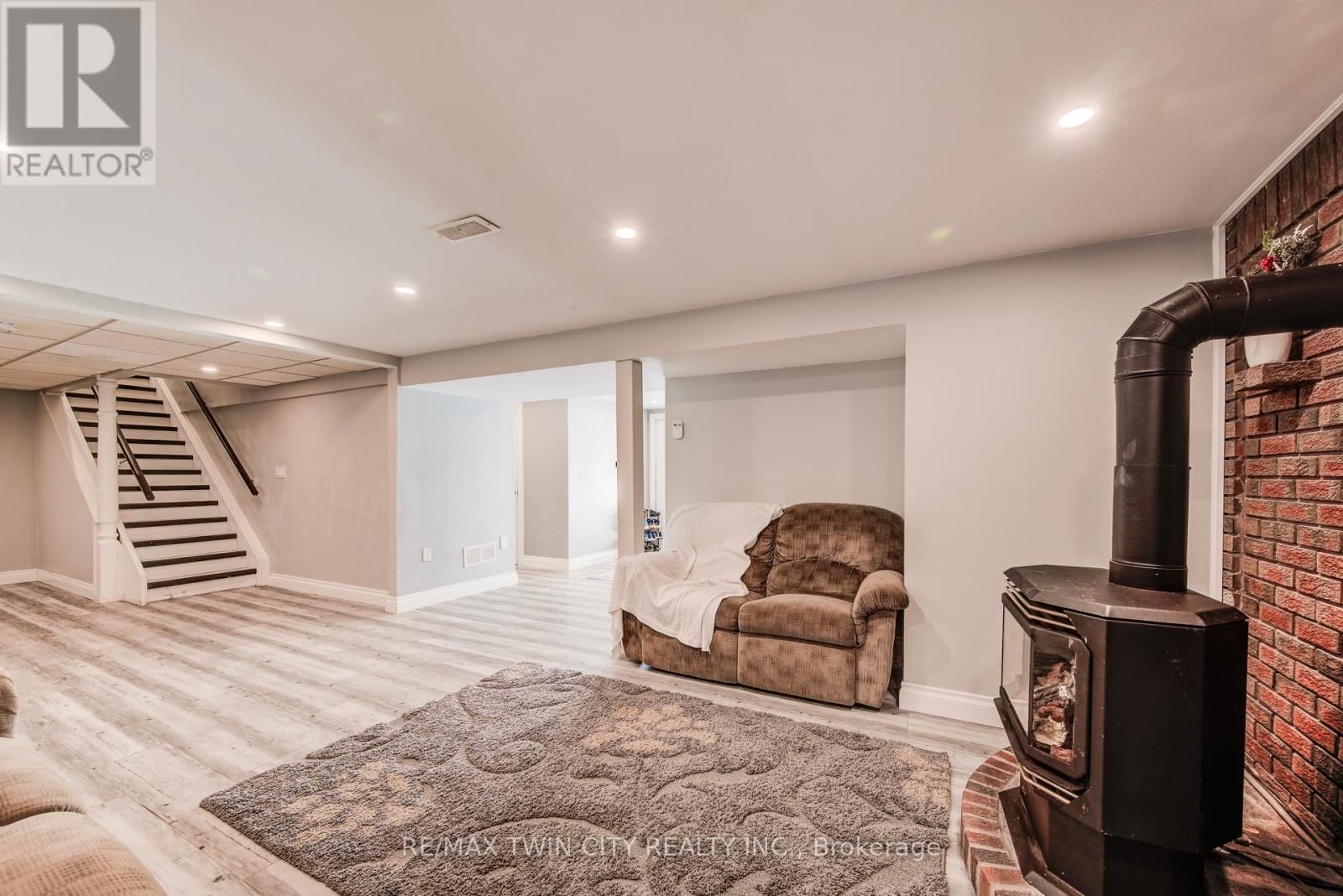 59 WASHINGTON STREET EAST Image 26