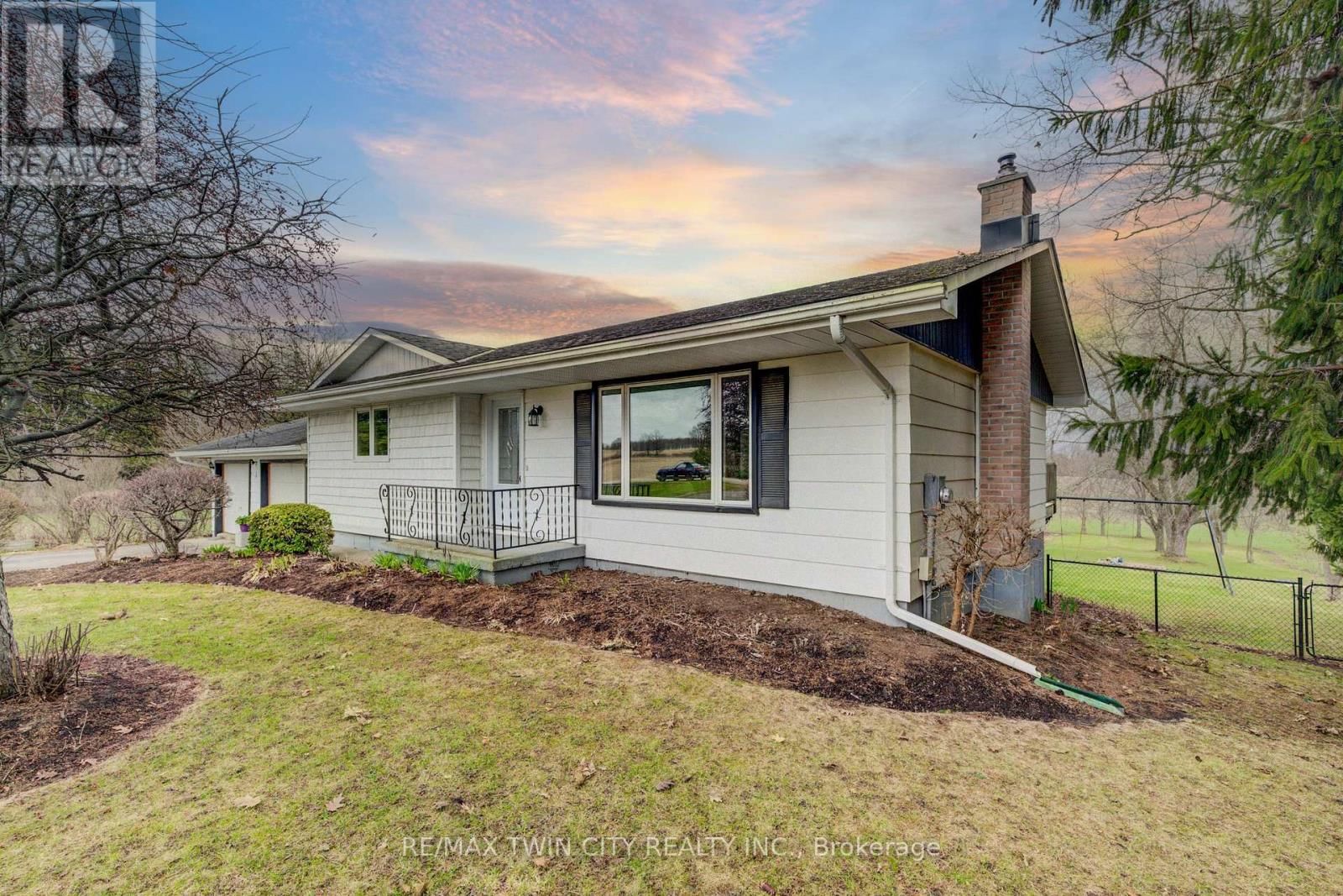 59 WASHINGTON STREET EAST Image 3